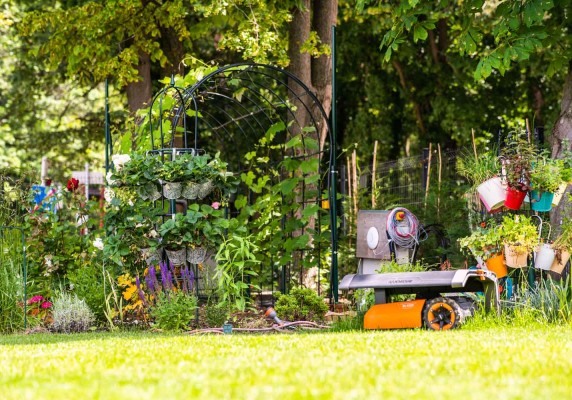 Intelligens kert a Loxone-al